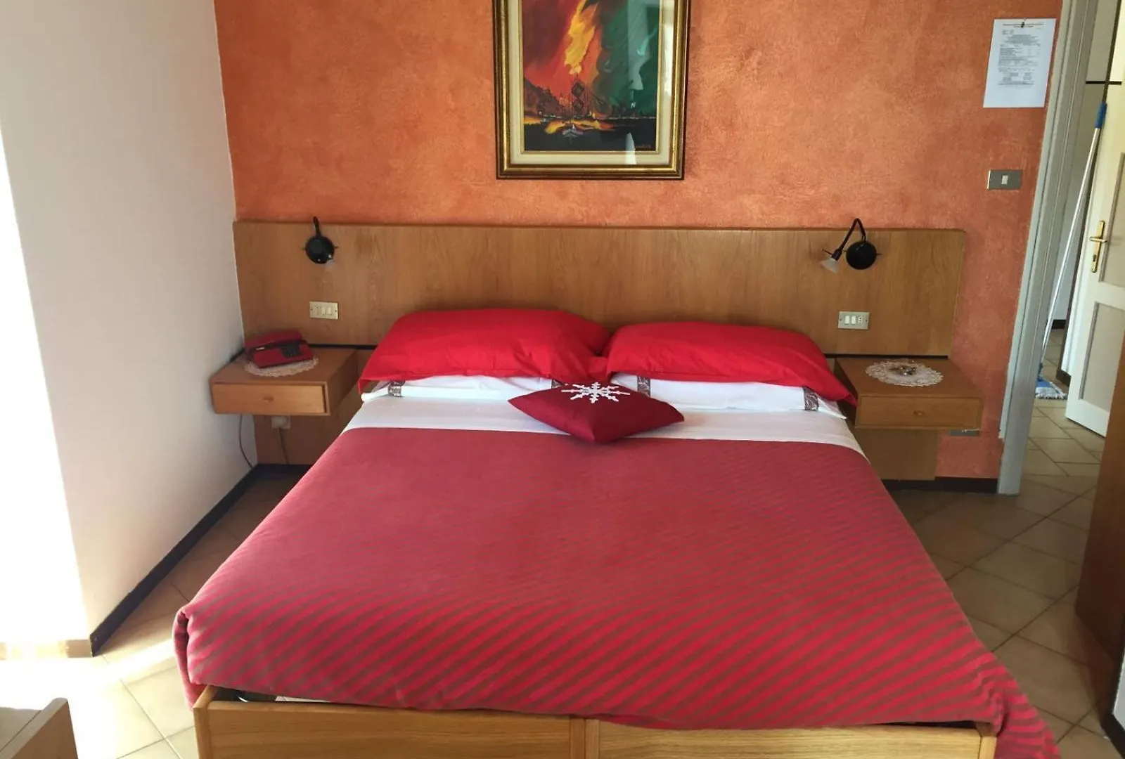 ***  Hotel Carrara Serina  Italy